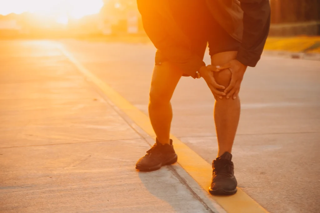 Joint Pain During Extreme Heat: Causes & Relief